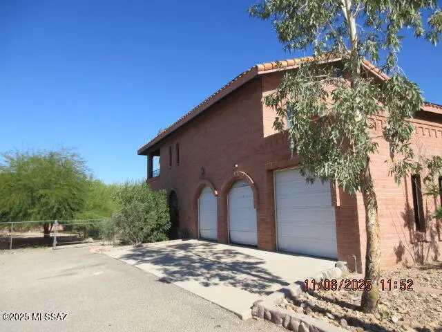 7200 W Picture Rocks Road, Tucson, AZ 85743 - Image #2