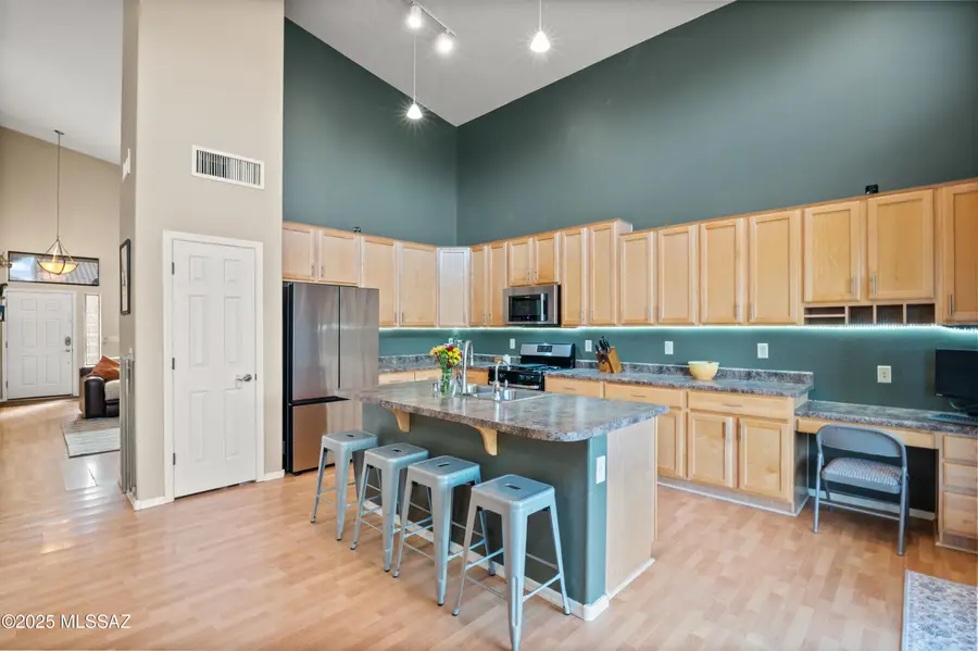 7450 W Shining Amber Lane, Tucson, AZ 85743 - Image #2