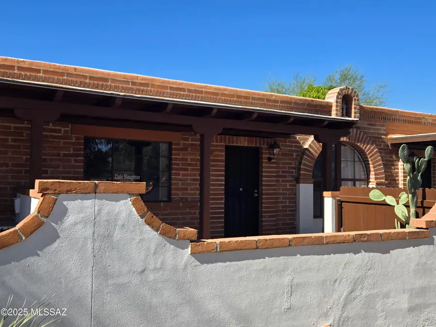 484 S La Canada Drive #B, Green Valley, AZ 85614 - Image #2