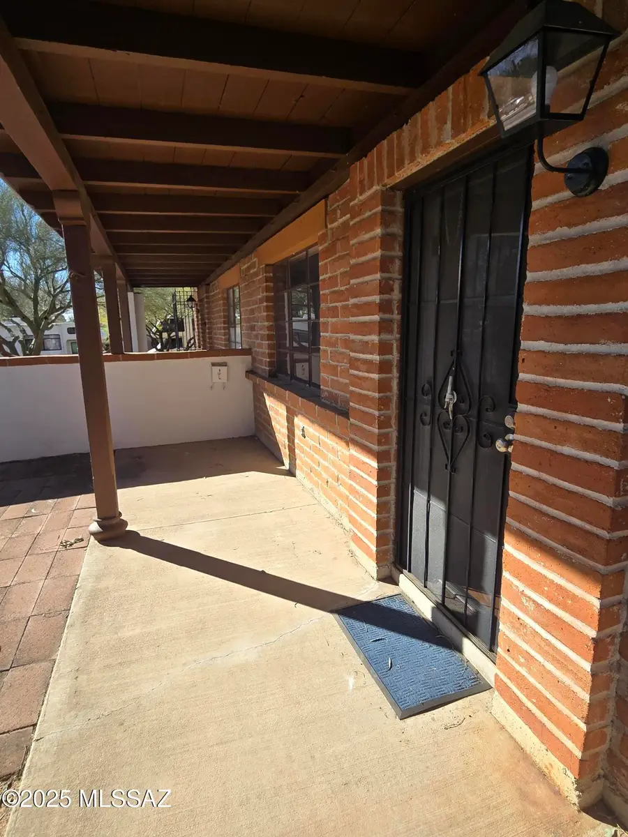 484 S La Canada Drive #B, Green Valley, AZ 85614 - Image #3