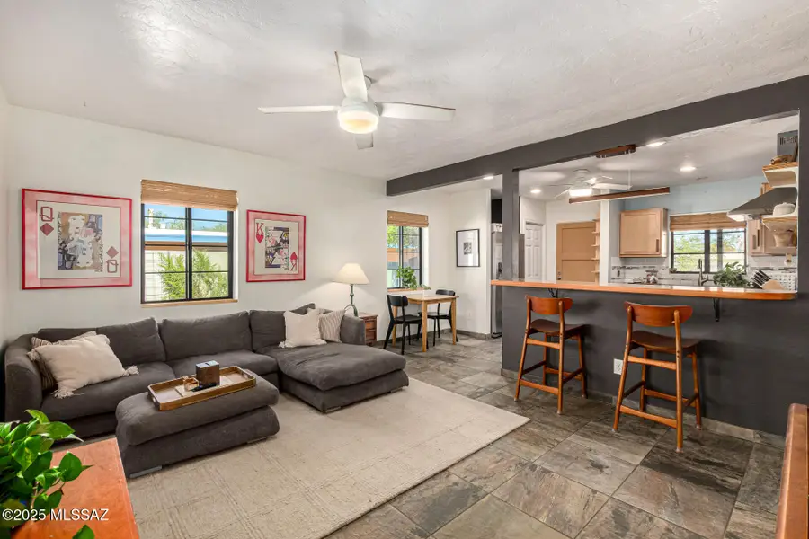 924 N Bryant Avenue, Tucson, AZ 85711 - Image #2