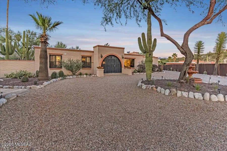 4390 N Camino Vinorama, Tucson, AZ 85750 - Image #2