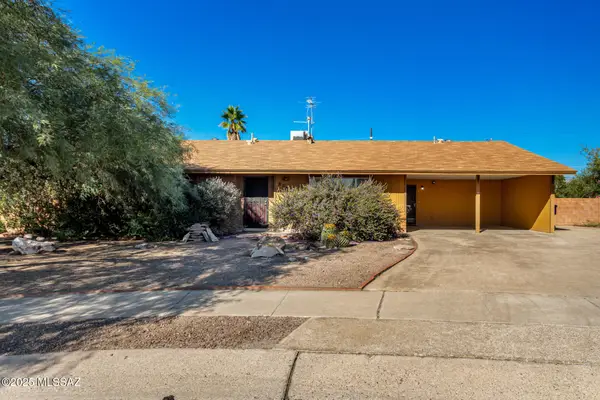 8067 E 7th Street, Tucson, AZ 85710