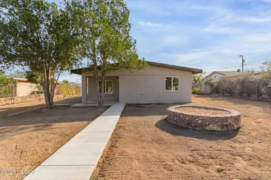 2731 W Mossman Road, Tucson, AZ 85746 - Image #2
