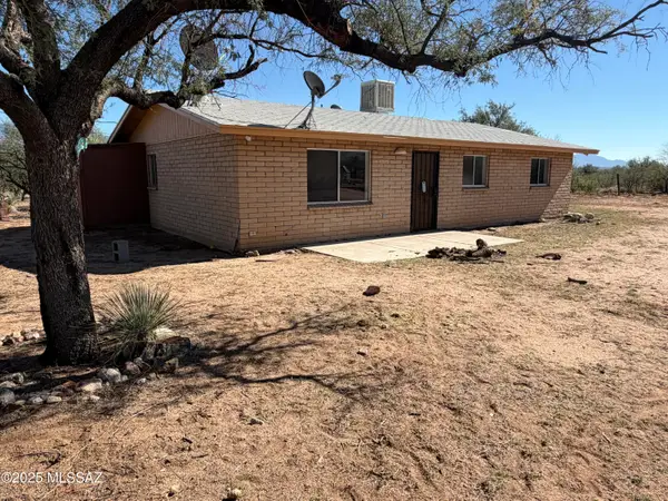 2817 E Frontage Road, Amado, AZ 85645