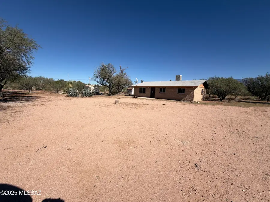 2817 E Frontage Road, Amado, AZ 85645 - Image #3