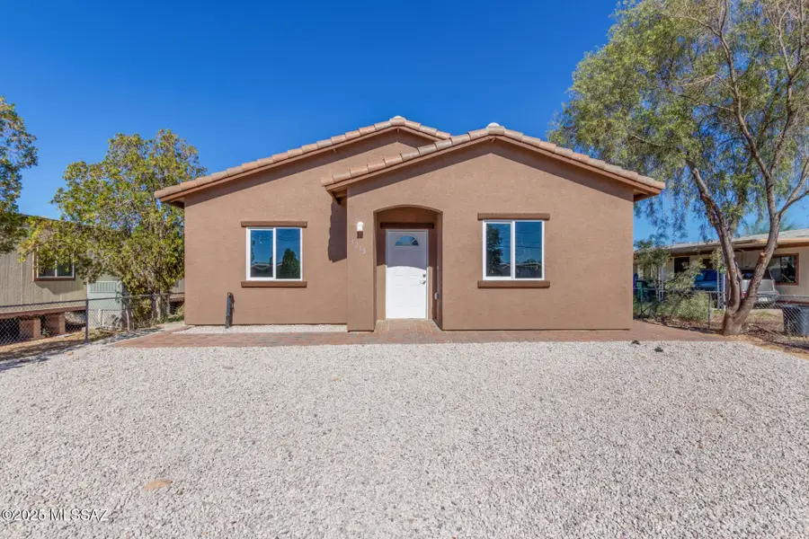 3213 E Milton Road, Tucson, AZ 85706 - Image #2