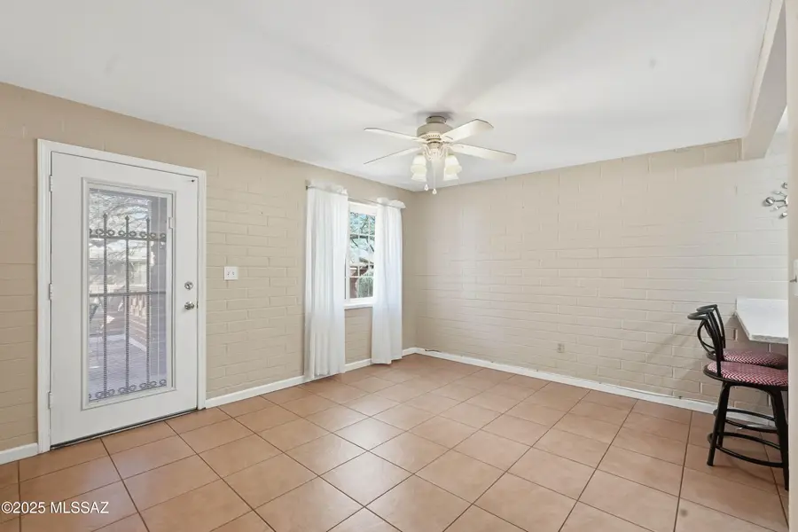 246 S Paseo Pena #A, Green Valley, AZ 85614 - Image #3