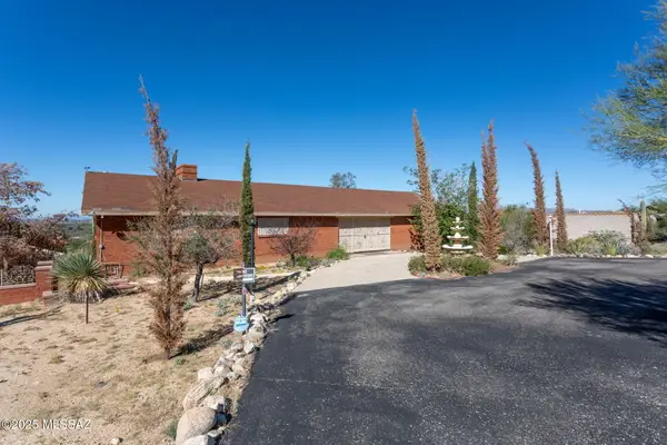 8901 N Riviera Drive, Oro Valley, AZ 85704