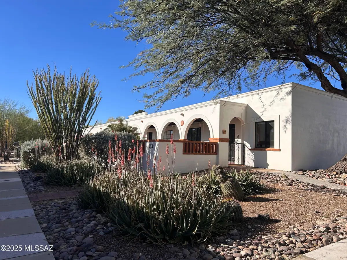 144 S Paseo Pena #D, Green Valley, AZ 85614 - Image #1