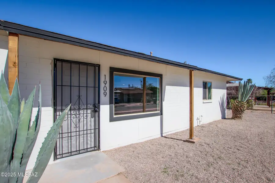 1909 E Duvall Vista, Tucson, AZ 85713 - Image #3