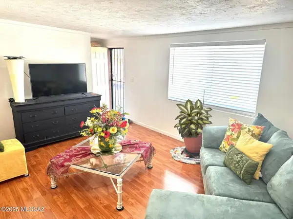 1453 W Roger Road, Tucson, AZ 85705