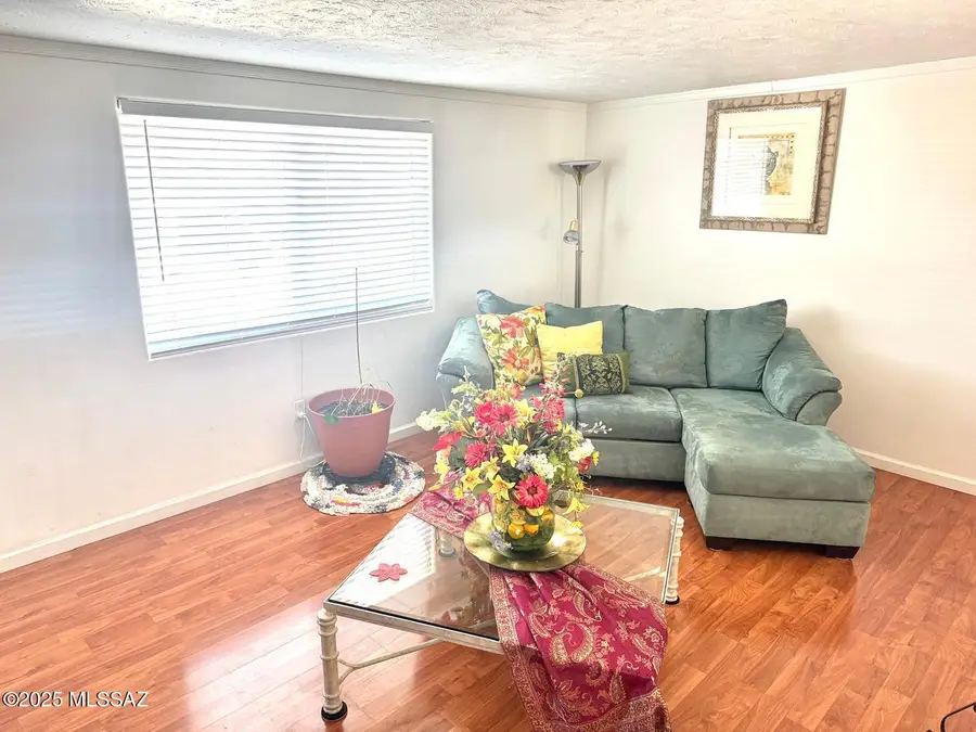 1453 W Roger Road, Tucson, AZ 85705 - Image #3