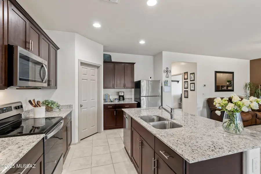 16522 S Paseo Badajo, Sahuarita, AZ 85629 - Image #2