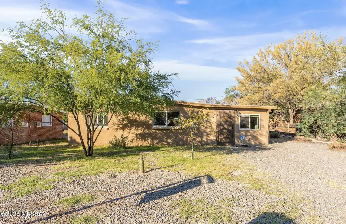 3927 E Lind Road, Tucson, AZ 85712 - Image #1