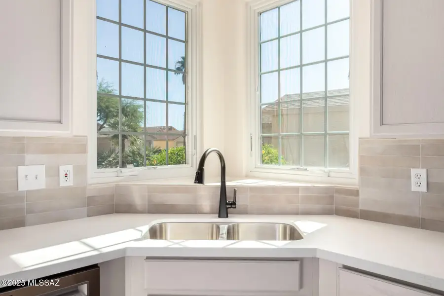 8695 N Sunnyvale Drive, Tucson, AZ 85742 - Image #2