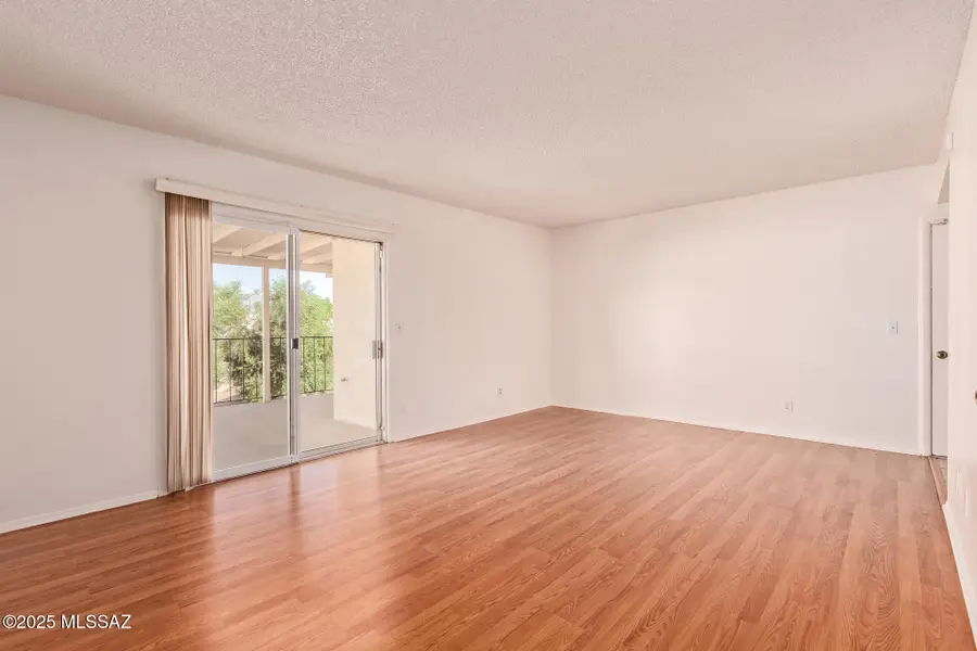 455 S Camino Seco, Tucson, AZ 85710 - Image #3