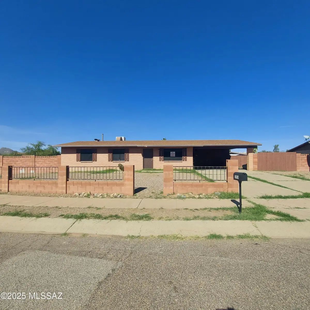1914 W Cord Wood Court, Tucson, AZ 85746 - Image #1