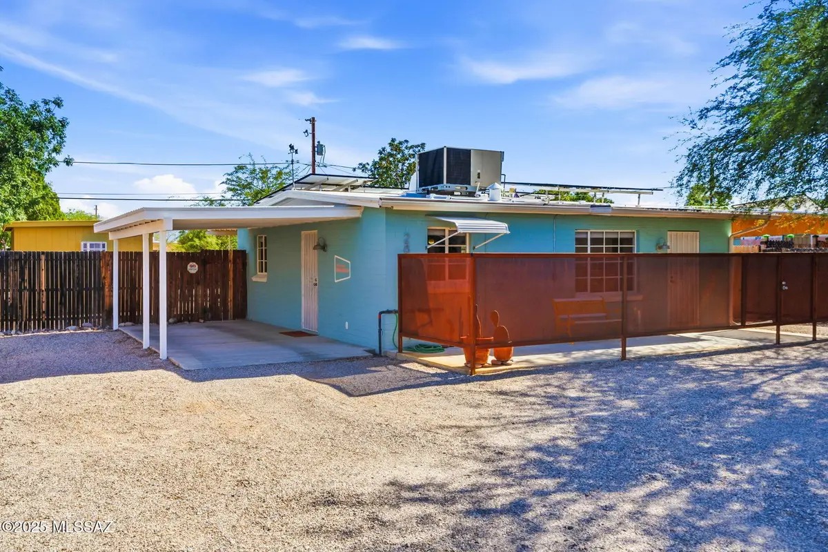 2850 N Laurel Avenue, Tucson, AZ 85712 - Image #1