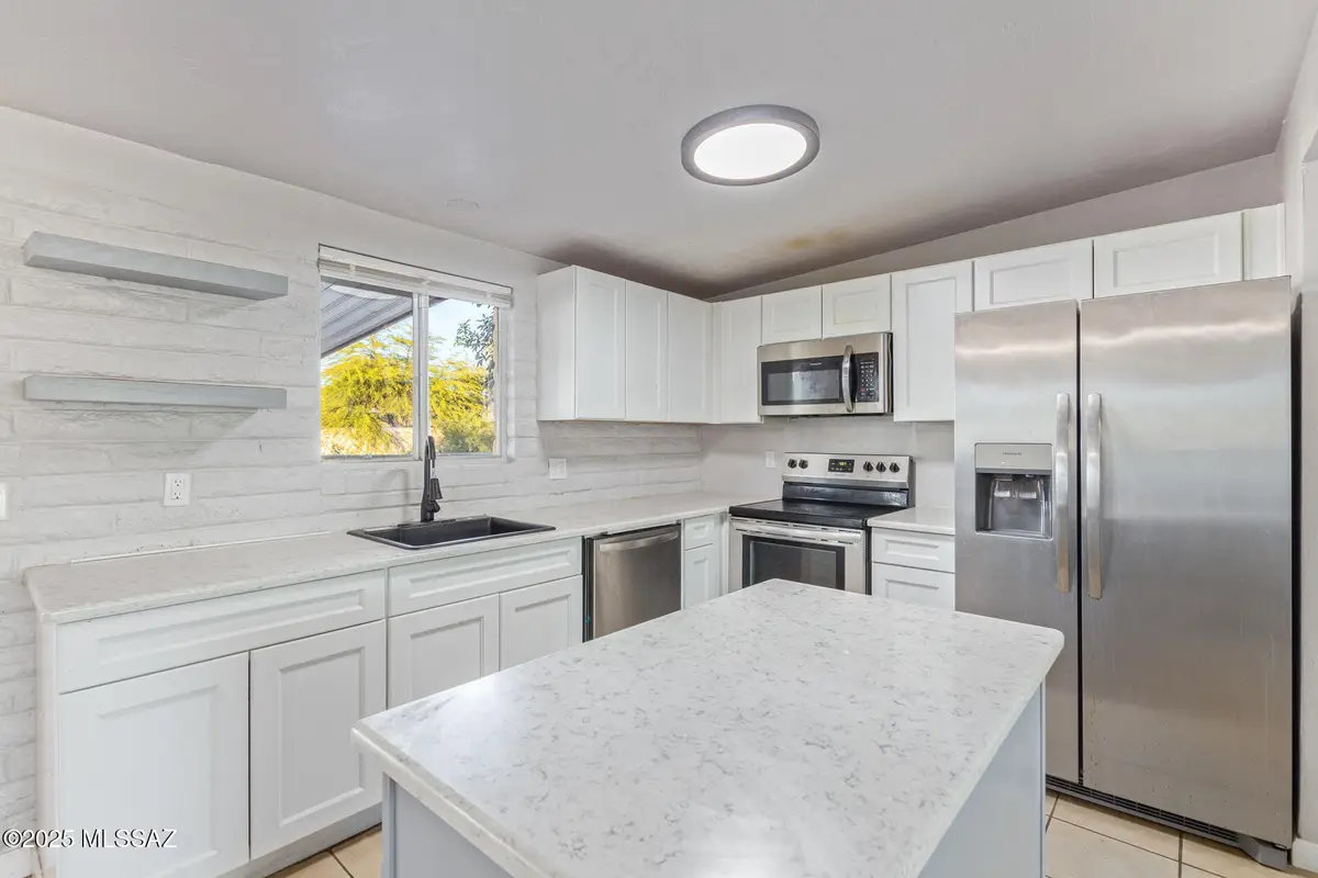 9419 E 26th Street, Tucson, AZ 85710 - Image #1