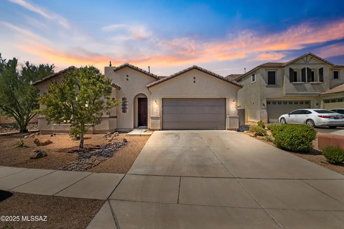 15754 S Camino Del Dragon, Sahuarita, AZ 85629 - Image #1