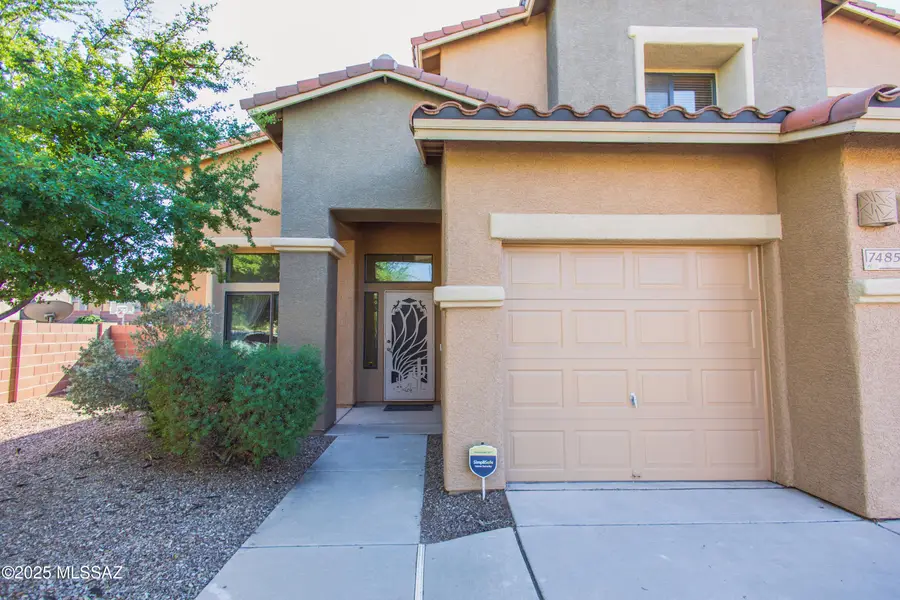 7485 W Crimson Ridge Drive, Tucson, AZ 85743 - Image #2