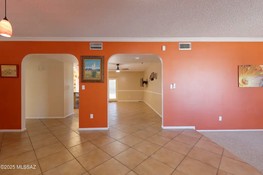 2731 N Dos Hombres Road, Tucson, AZ 85715 - Image #2