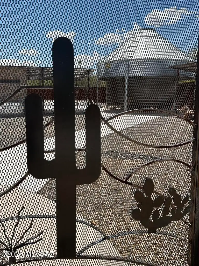 741 W Via De Suenos, Green Valley, AZ 85622 - Image #1