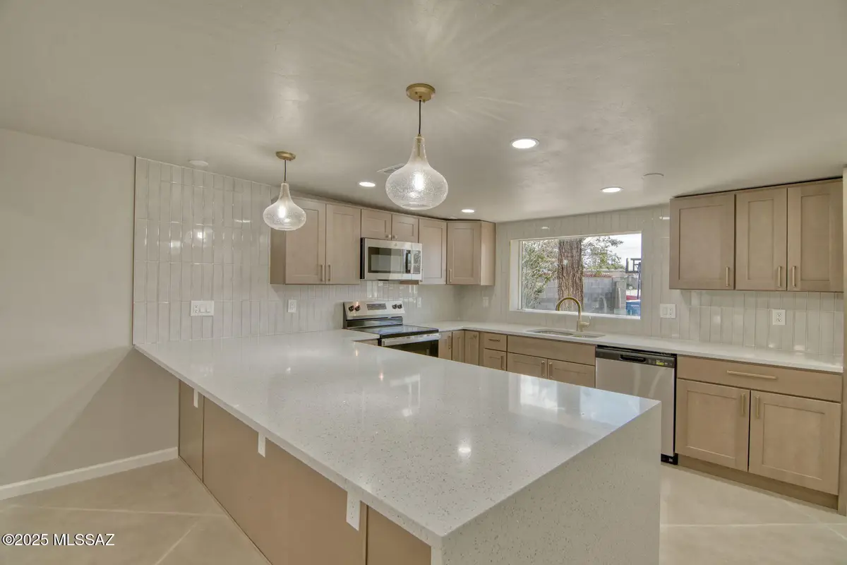 8349 E Balfour Place, Tucson, AZ 85710 - Image #1