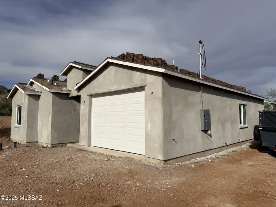 1851 Tijuana Ct, Rio Rico, AZ 85648 - Image #2