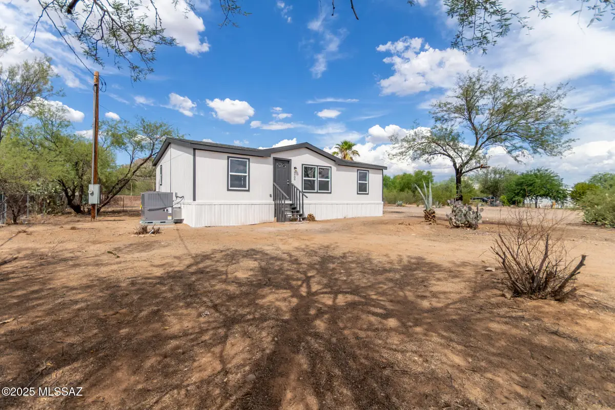 6930 W Kay Lynn Drive, Tucson, AZ 85735 - Image #1