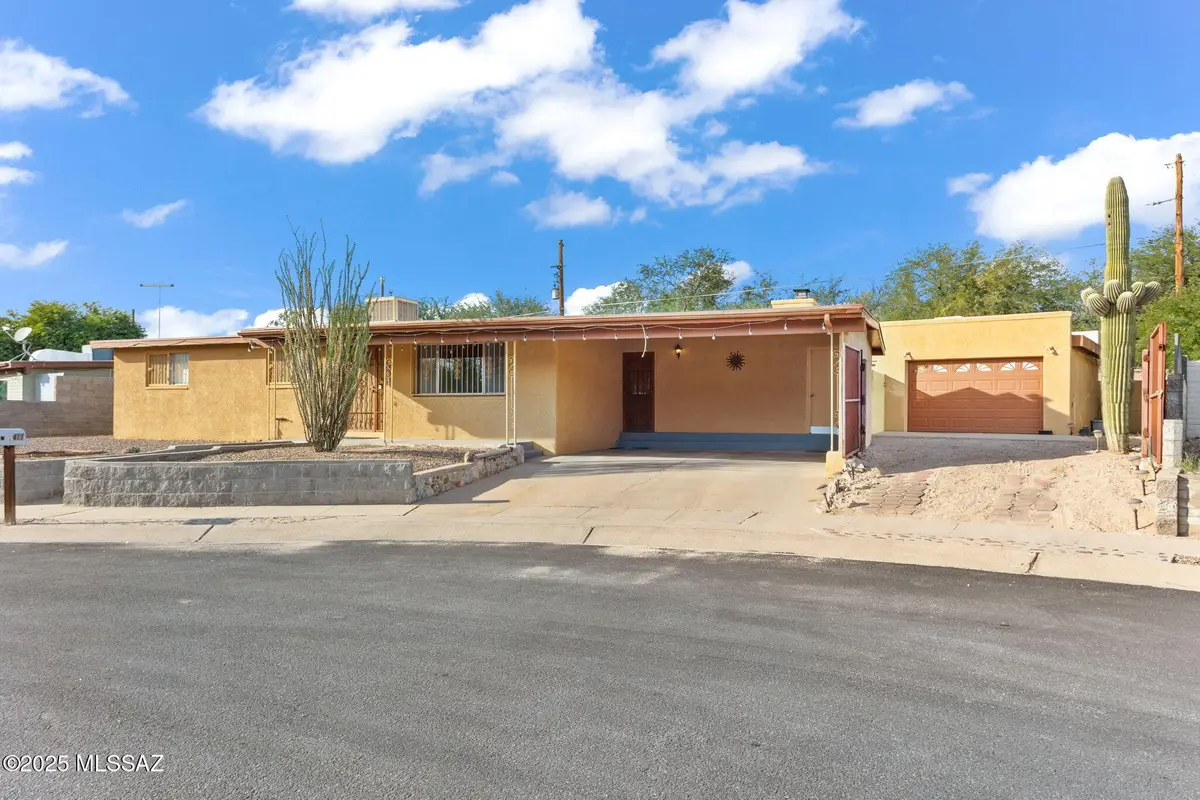 411 E Burrows Place, Tucson, AZ 85704 - Image #1