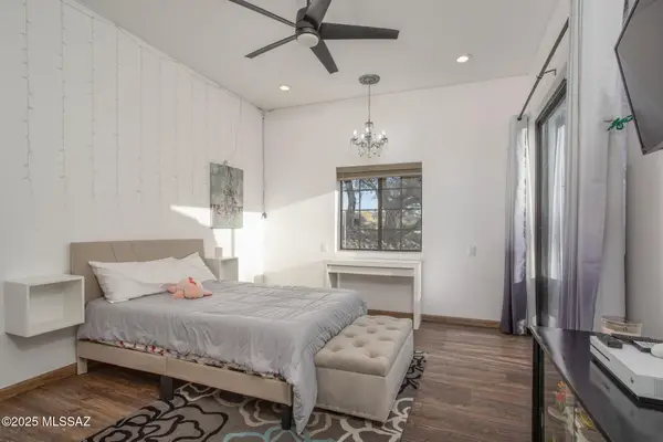 5818 Bright Star Drive, Tucson, AZ 85718