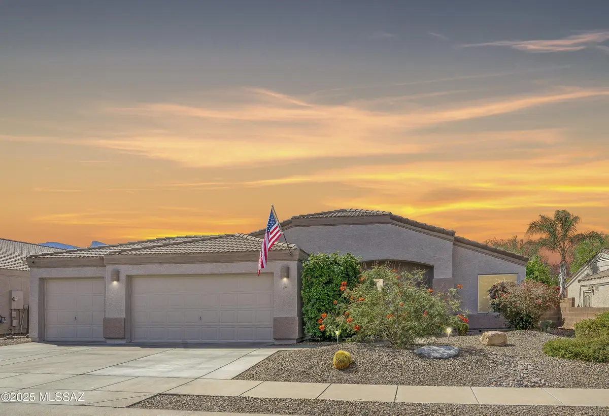 519 W Silvertip Road, Tucson, AZ 85737 - Image #1
