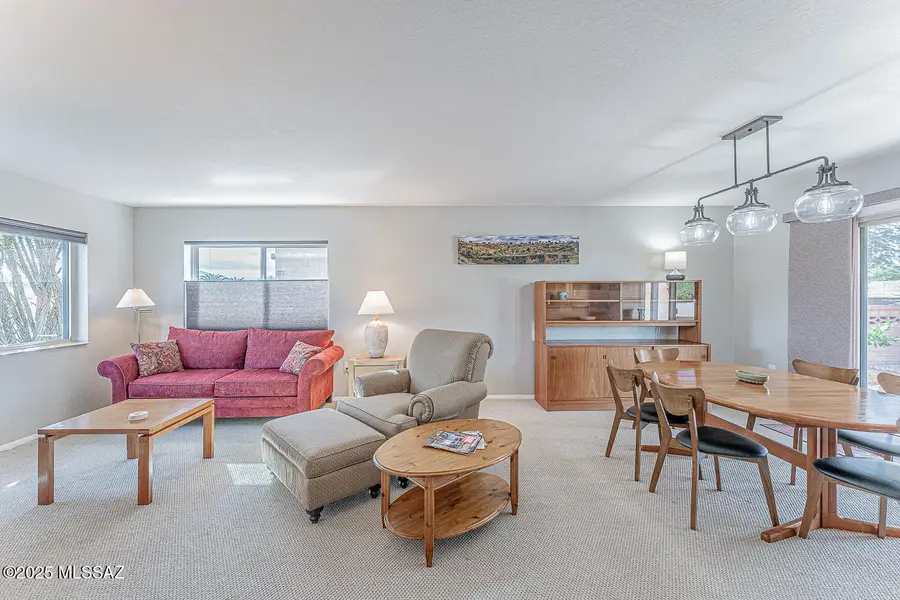 625 N Avenida Tortuga, Green Valley, AZ 85614 - Image #2