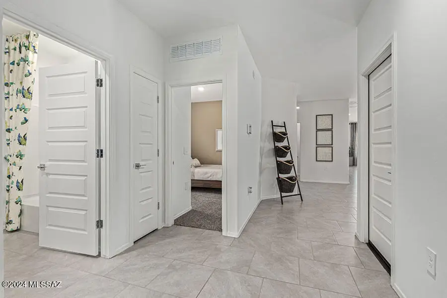 3990 E Market Street, Tucson, AZ 85706 - Image #2