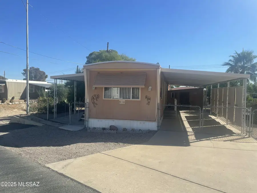 5501 W Rocking Circle Street, Tucson, AZ 85713 - Image #2