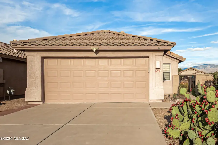 9028 N Arrington, Tucson, AZ 85742 - Image #2
