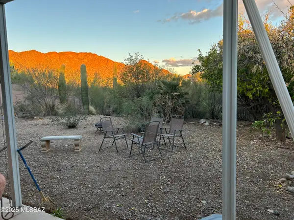 2121 S Doubletree Lane, Tucson, AZ 85713