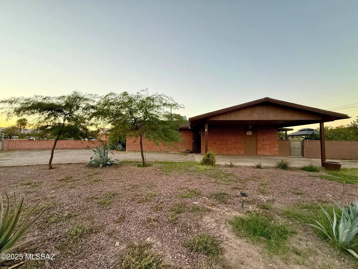 2441 N Jordan Drive, Tucson, AZ 85745 - Image #1