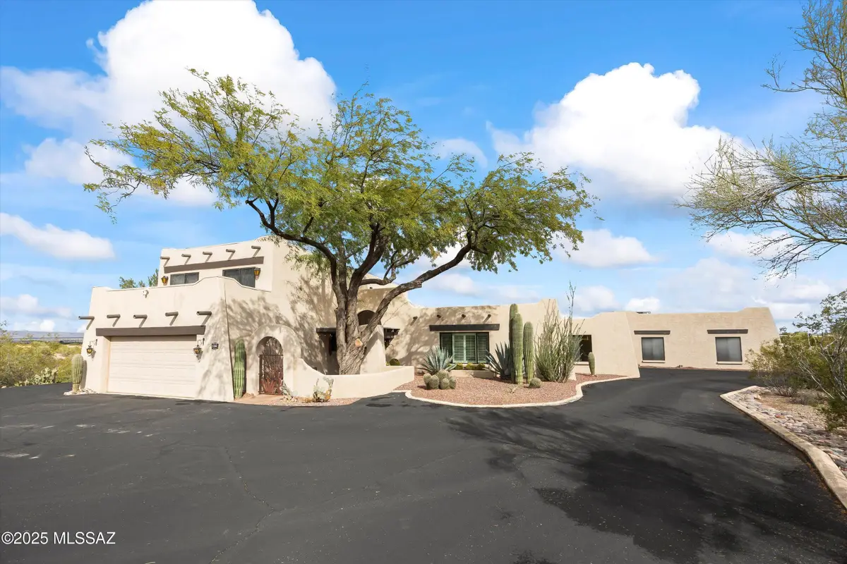 2890 N Sunrock Lane, Tucson, AZ 85745 - Image #1