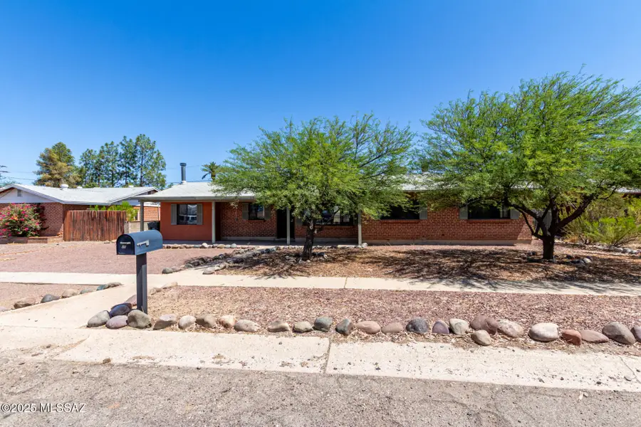 4801 E Helen Street, Tucson, AZ 85712 - Image #2