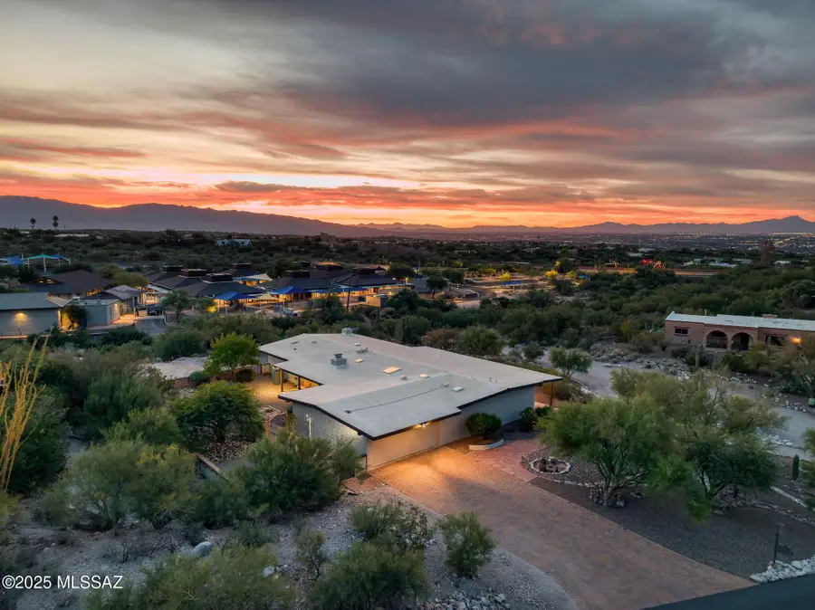 5802 N Camino Arizpe, Tucson, AZ 85718 - Image #3