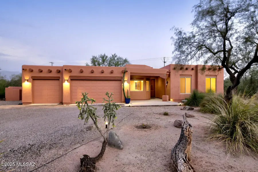 10250 E Winding Trail, Tucson, AZ 85749 - Image #2