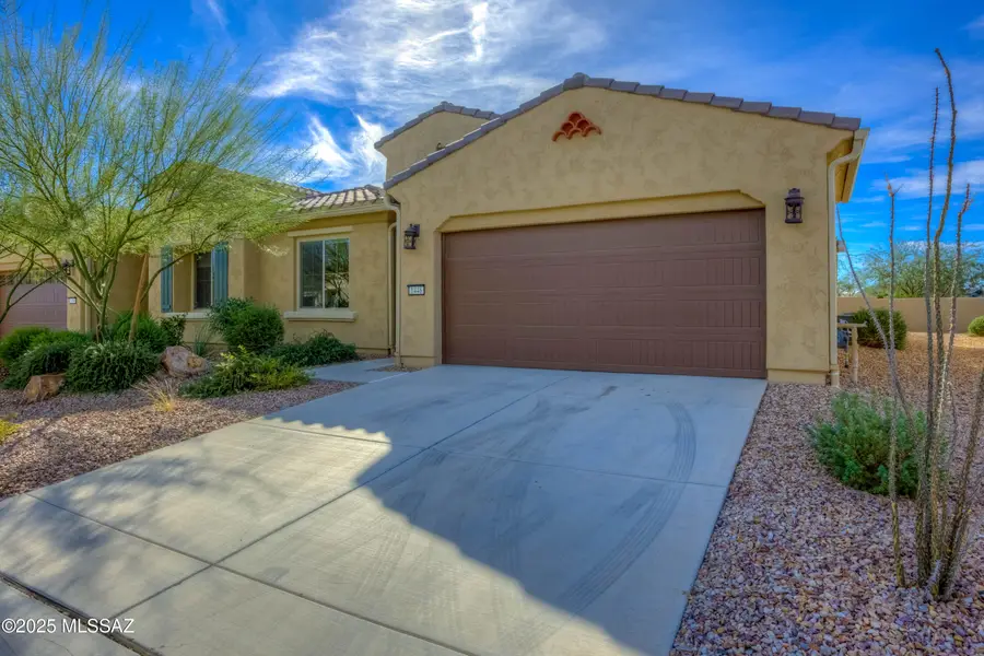 1446 E Blue Granite Drive, Green Valley, AZ 85614 - Image #2