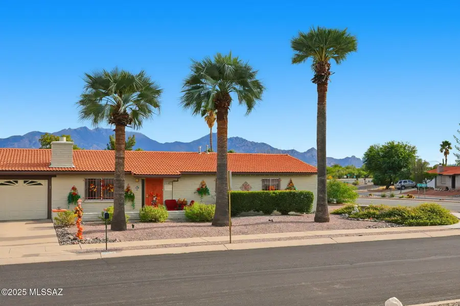 1041 S Abrego Drive, Green Valley, AZ 85614 - Image #2