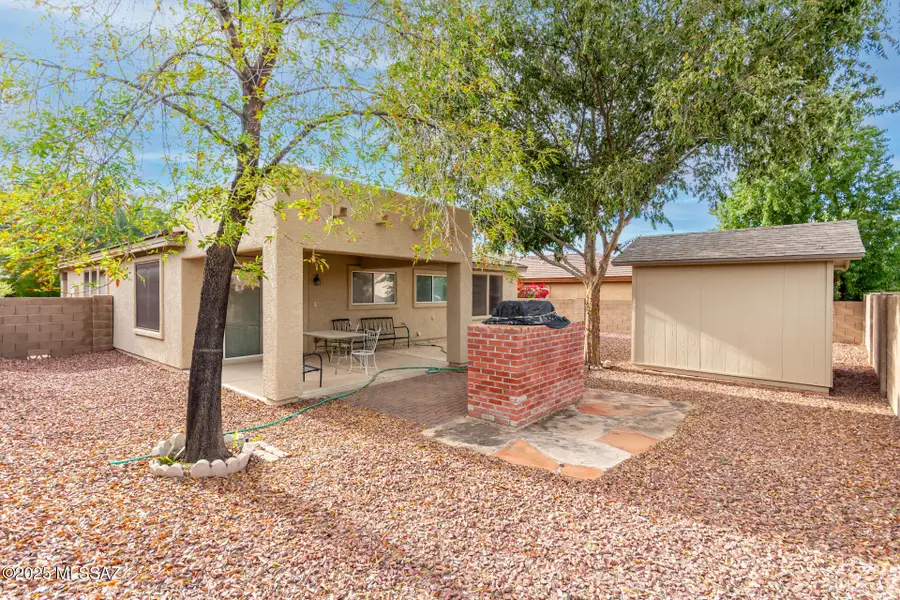 7612 W Gold Rock Place, Tucson, AZ 85743 - Image #2