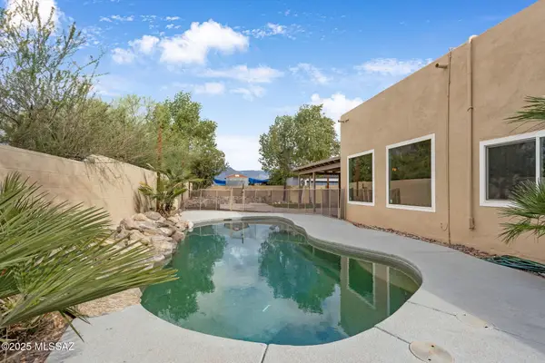 1571 N Saddleback Avenue, Tucson, AZ 85715