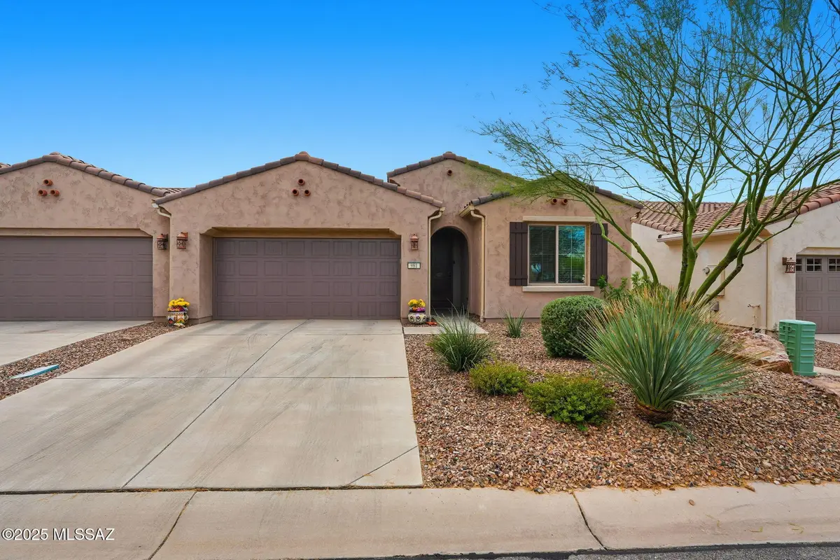 981 N Broken Hills Drive, Green Valley, AZ 85614 - Image #1