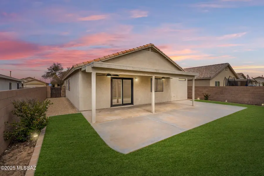 512 E Cactus Mountain Drive, Vail, AZ 85641 - Image #2